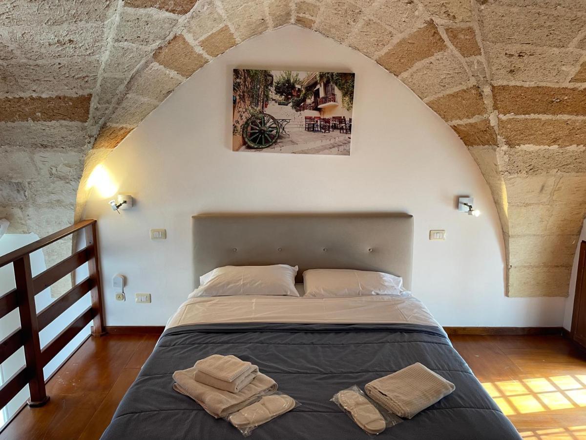 B&B Piazzetta Verdi Лече Екстериор снимка